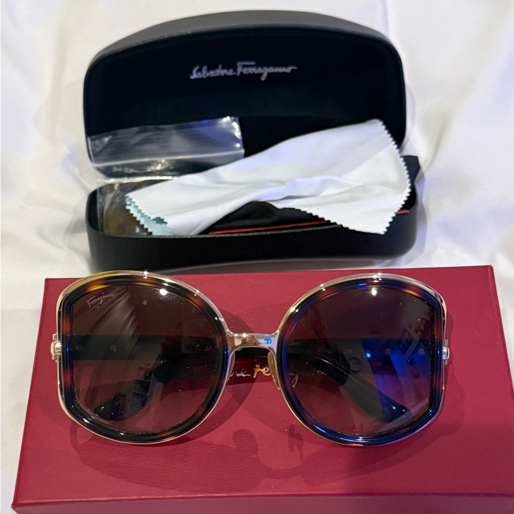 Salvatore Ferragamo Sunglasses - Gold Frame with Brown Lenses